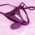 SVAKOM WINNI ANELLO FALLICO SMART REMOTE CONTROL VIBRATING COCKRING VIOLET